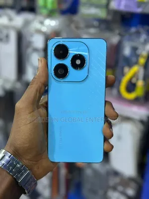 Tecno Spark 20 128 GB Blue