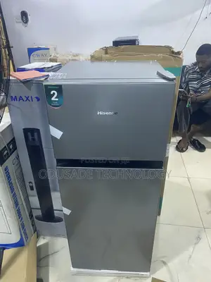 Hisense 124l Top Freezer Refrigerator 172dr