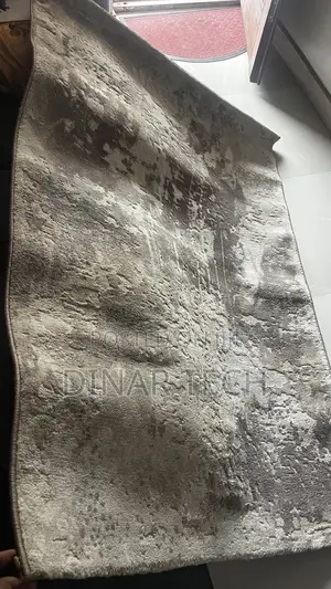 Quality Center Rug