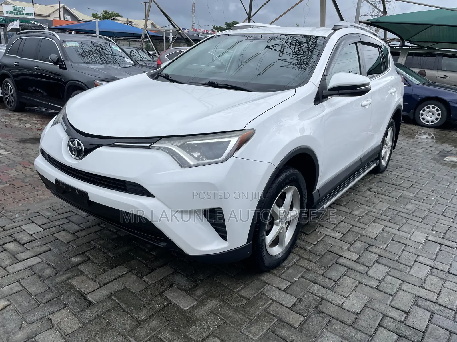 Toyota RAV4 2016 White