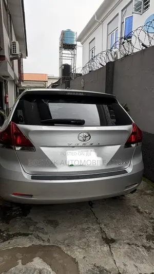 Toyota Venza Limited 2013 Silver