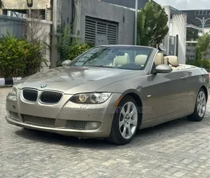 BMW 325i 2009 Gold