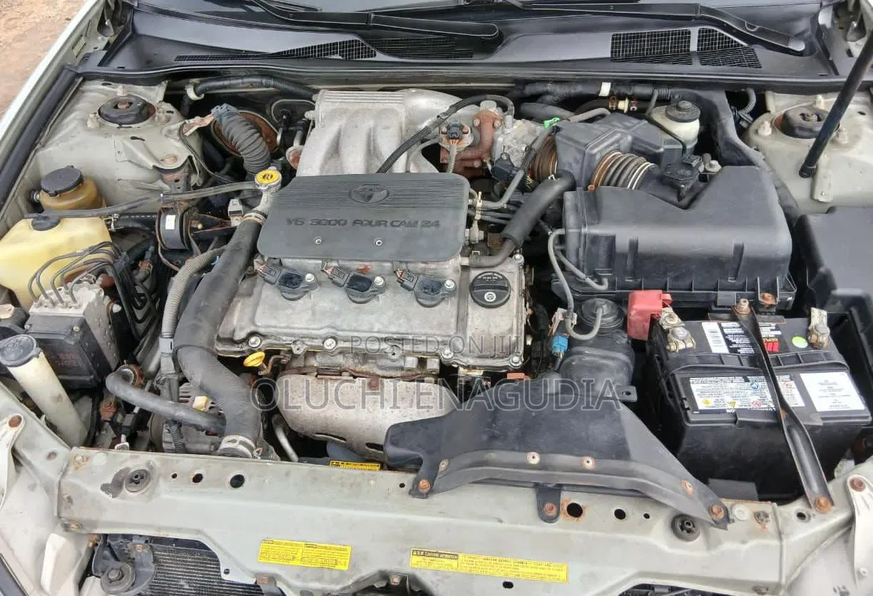 Toyota Camry 2004 Silver