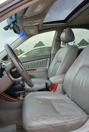 Toyota Camry 2004 Silver