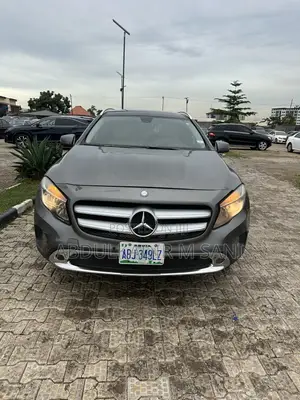 Mercedes-Benz GLA 250 2015 Gray