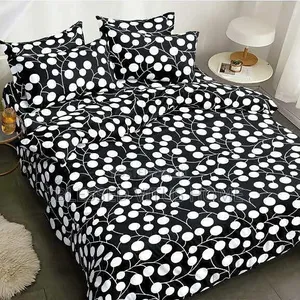 Black and White Bed Set
