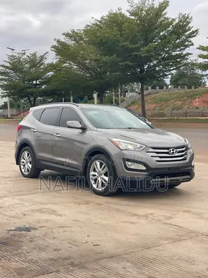 Hyundai Santa Fe 2015 Gray