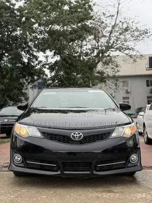 Toyota Camry SE 4dr Sedan (2.5L 4cyl 6A) 2013 Black