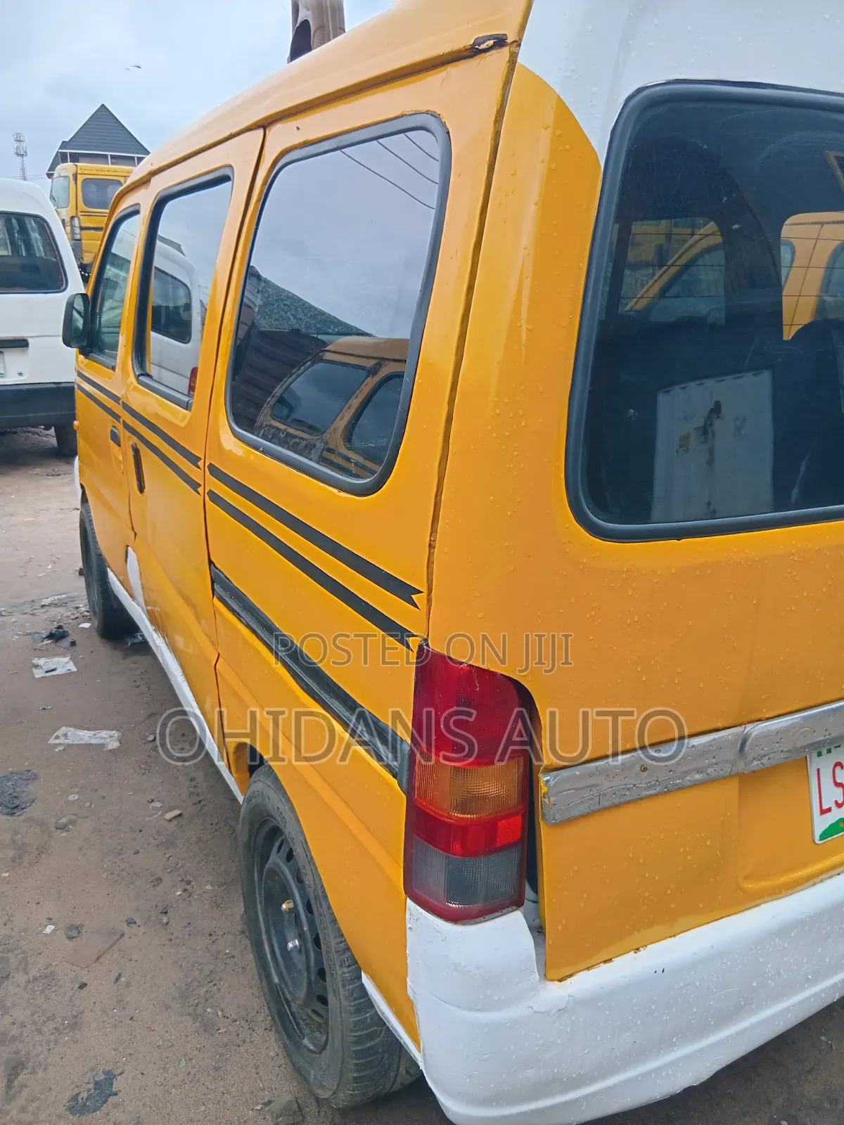 Suzuki Every 2010 Yellow