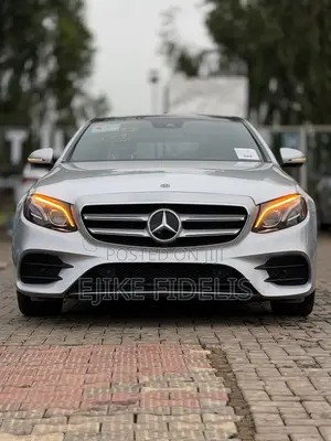 Mercedes-Benz E300 4Matic AWD Sedan (2.0L 4cyl 9A) 2017 Silver