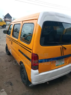 Suzuki Every 2010 Yellow