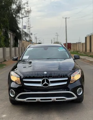 Mercedes-Benz GLA 250 2015 Black