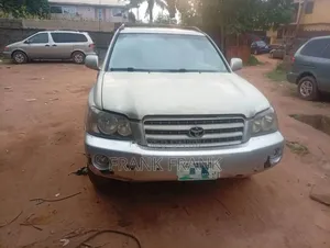 Toyota Highlander 2004 Silver