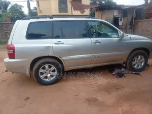 Toyota Highlander 2004 Silver