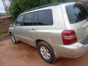 Toyota Highlander 2004 Silver