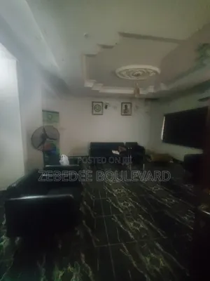 5bdrm Duplex in Garki 2 for rent