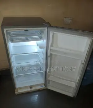 Clean LG Single Door Refrigerator (Stabilizer Free) – Urgent Sale