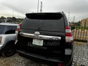 Toyota Land Cruiser Prado 2016 Black