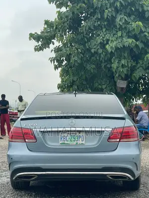 Mercedes-Benz E350 2010 Blue