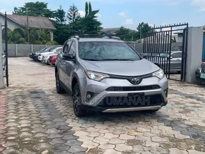 Toyota RAV4 2017 Silver