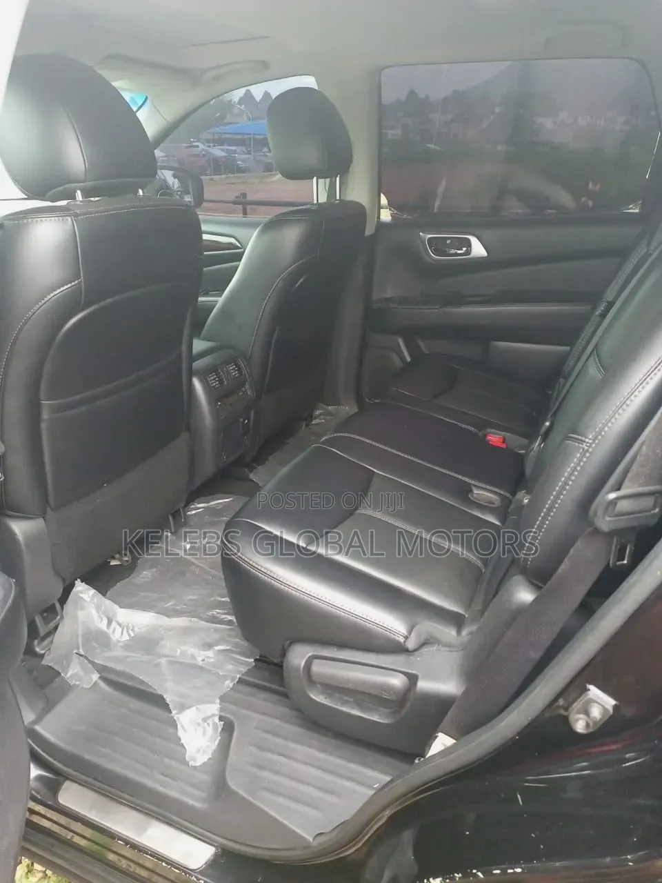 Nissan Pathfinder 2015 Black