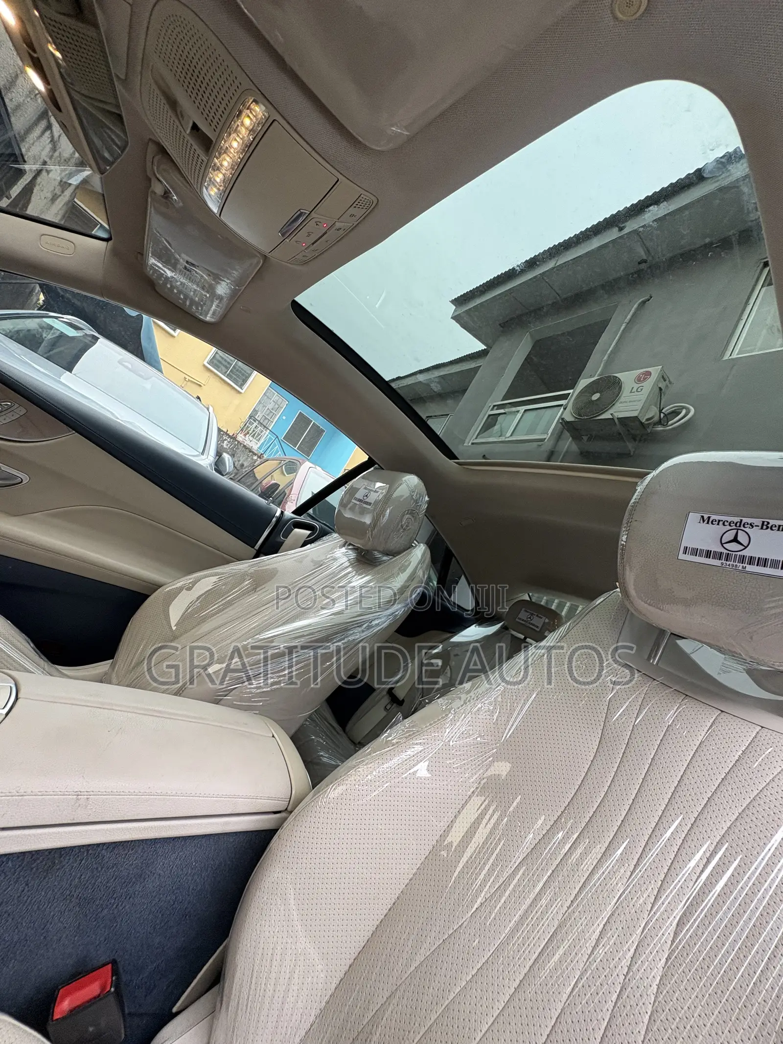 Mercedes-Benz E400 2017 Gold