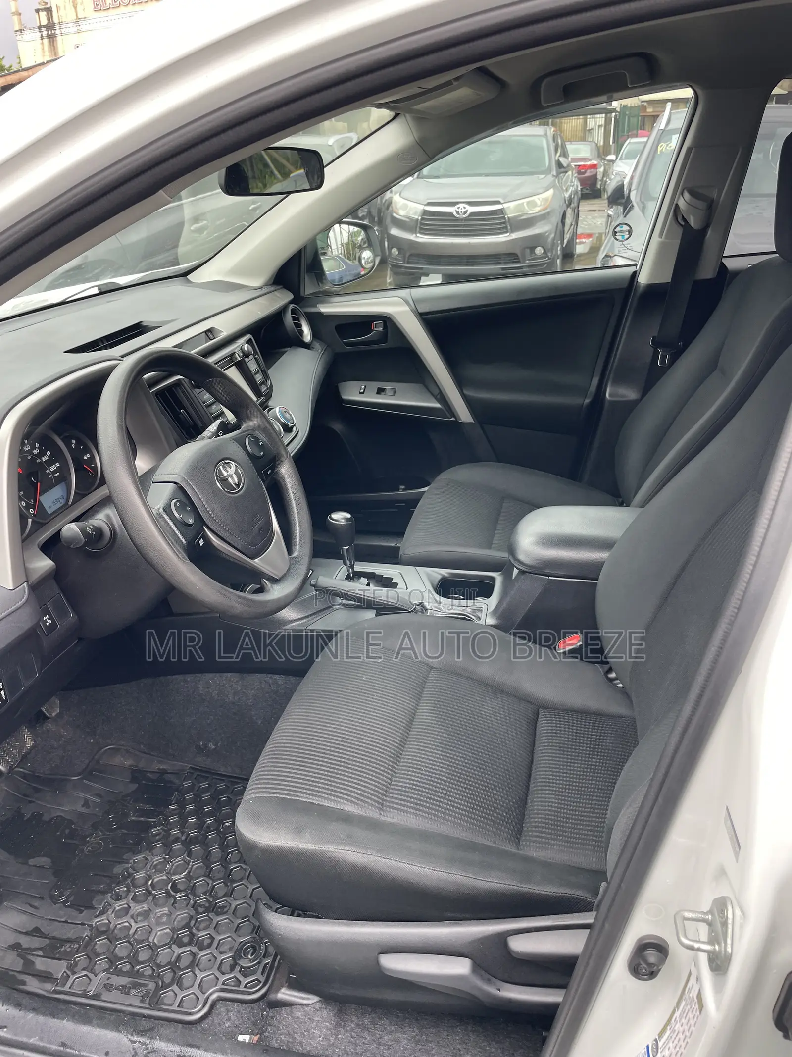 Toyota RAV4 2016 White