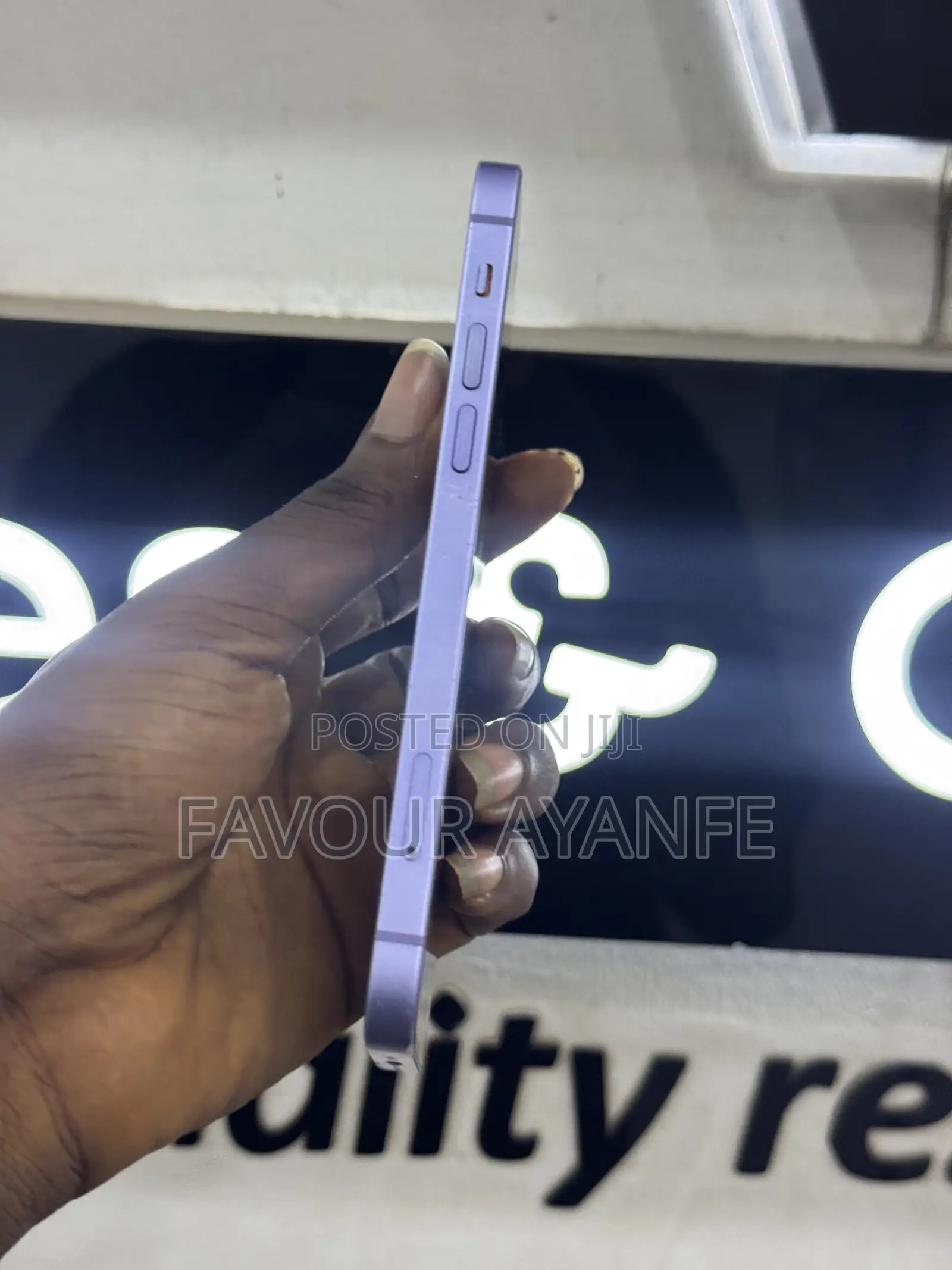 Apple iPhone 12 64 GB Purple