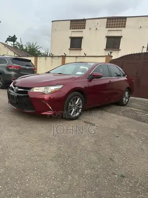 Toyota Camry SE 4dr Sedan (2.5L 4cyl 6A) 2015 Red