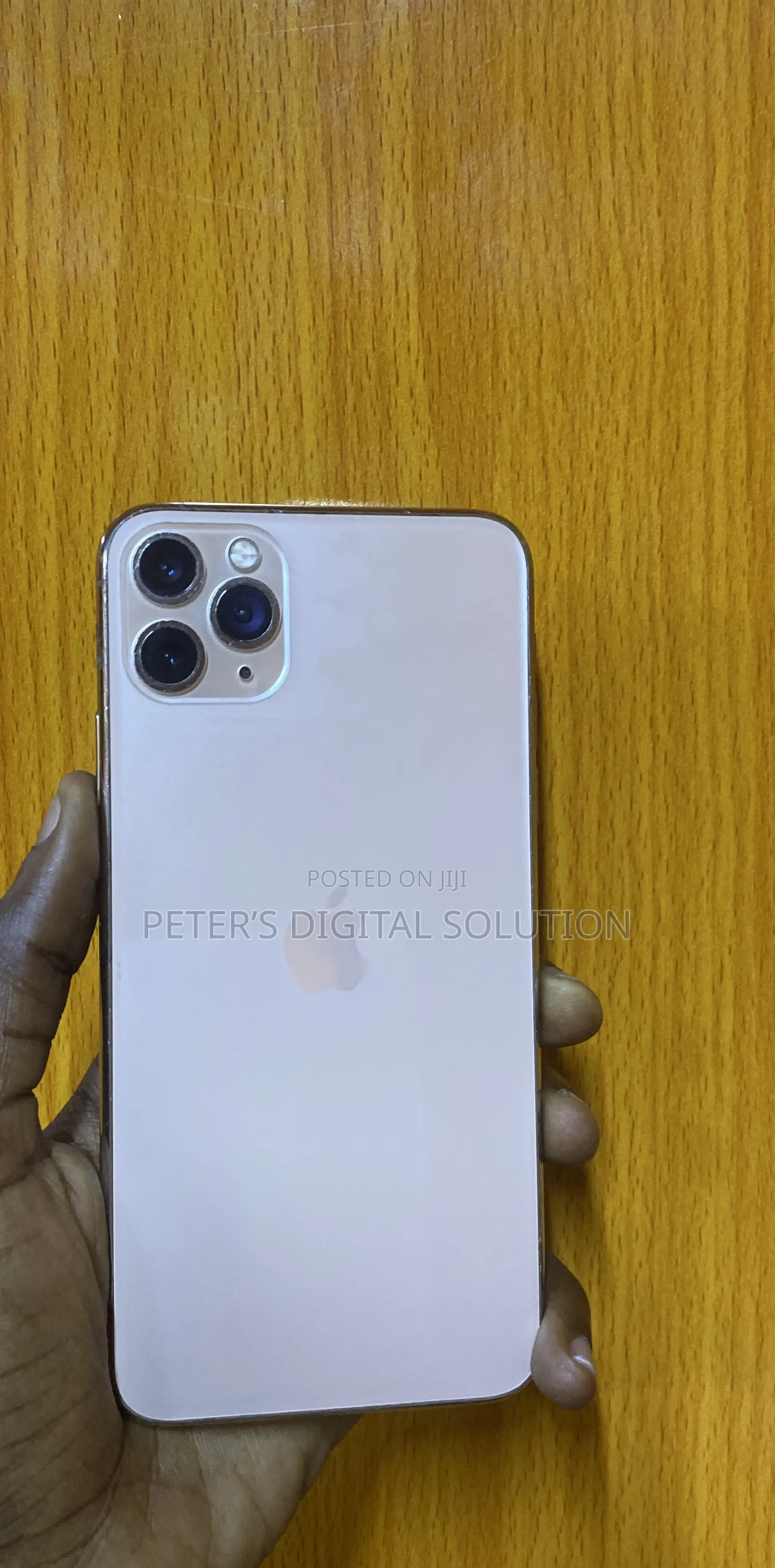 Apple iPhone 11 Pro Max 64 GB Gold