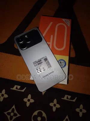 Tecno Spark 40 128 GB Gray