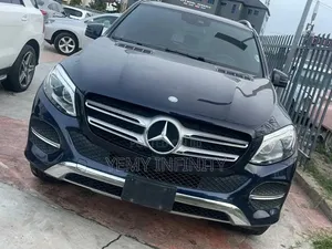 Mercedes-Benz GLE-Class 2017 Blue