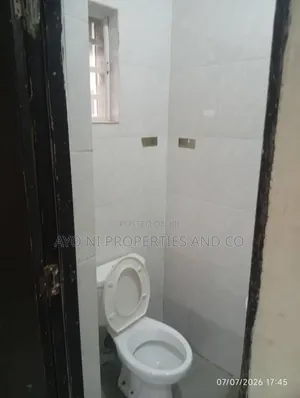 2bdrm Block of Flats in Lagoon Estate Ogudu for rent