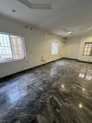 3bdrm Apartment in Wuse 2 for rent