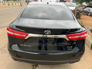 Toyota Avalon XLE (3.5L 6cyl 6A) 2018 Black