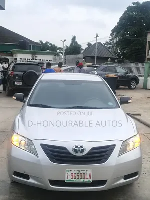 Toyota Camry LE 4dr Sedan (2.4L 4cyl 5A) 2008 Silver