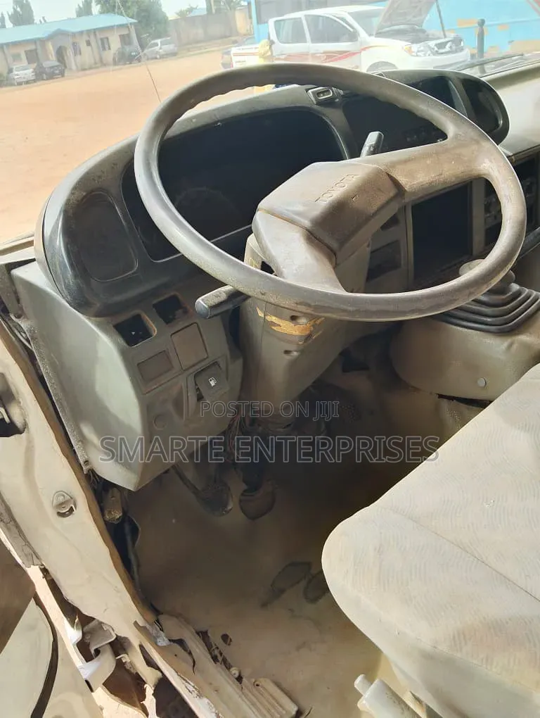 Toyota Coaster 2010 White