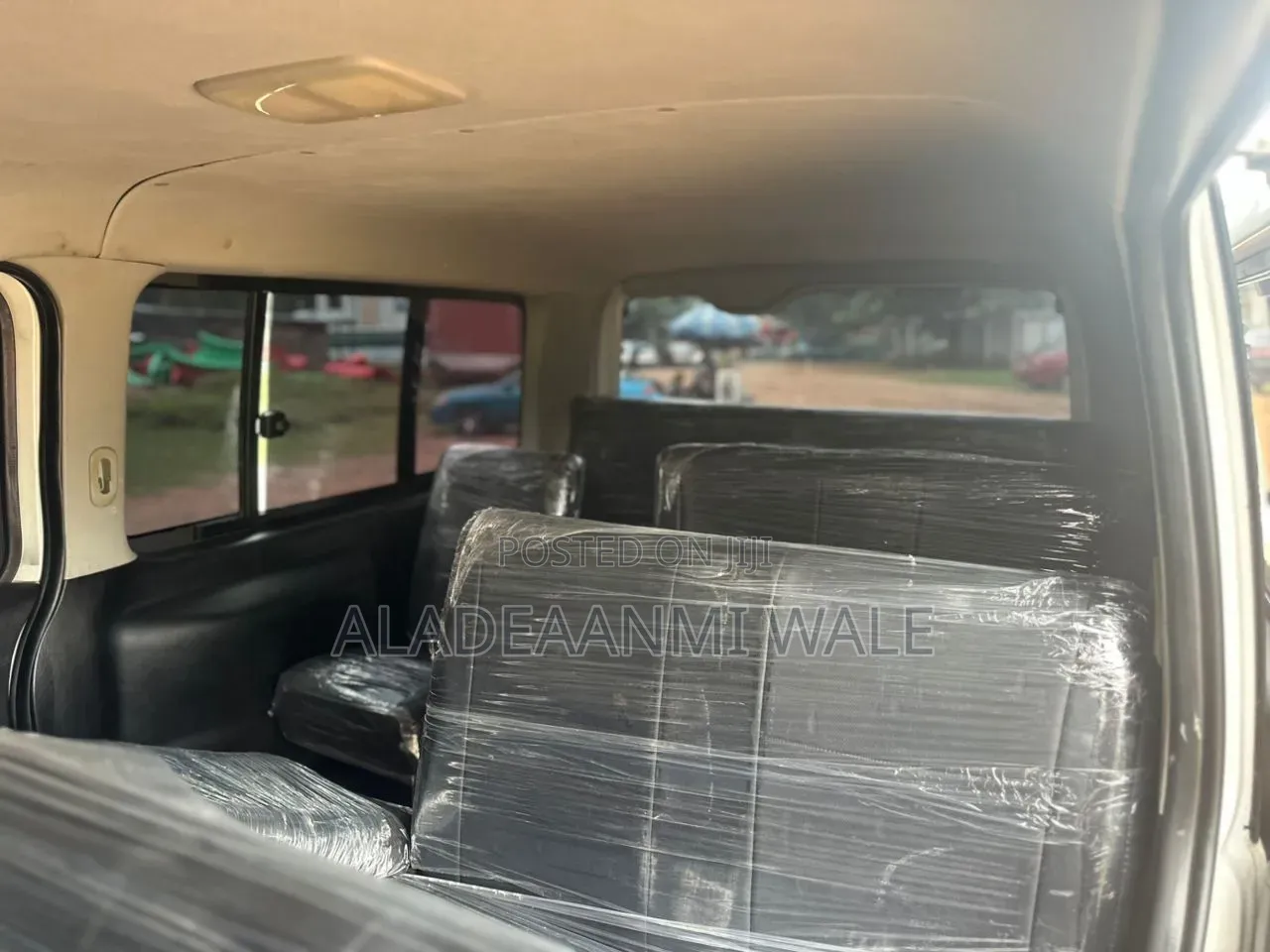 Toyota HiAce 2015 White