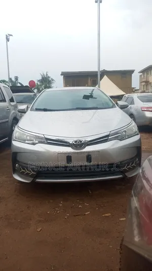 Toyota Corolla 2017 Silver