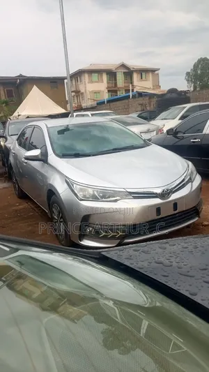 Toyota Corolla 2017 Silver
