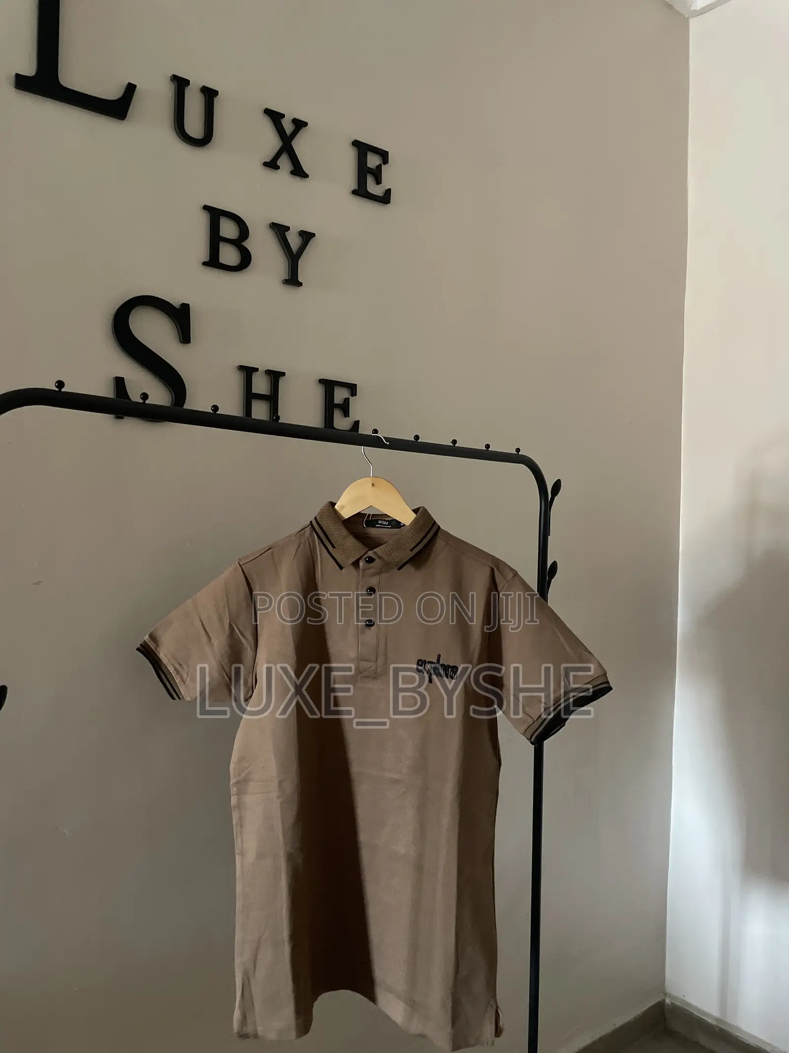 Quality Collar Necks