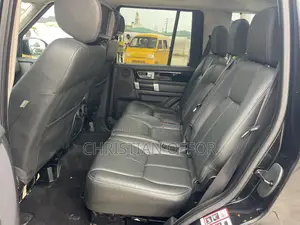 Land Rover Discovery 2016 Black