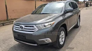Toyota Highlander 2013 Gray