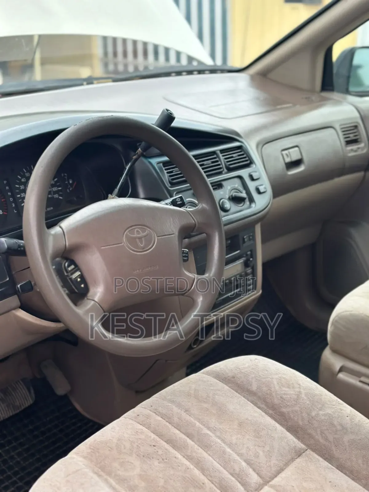 Toyota Coaster 2002 Gold