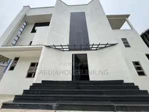7bdrm Duplex in Maitama Main Abuja for sale