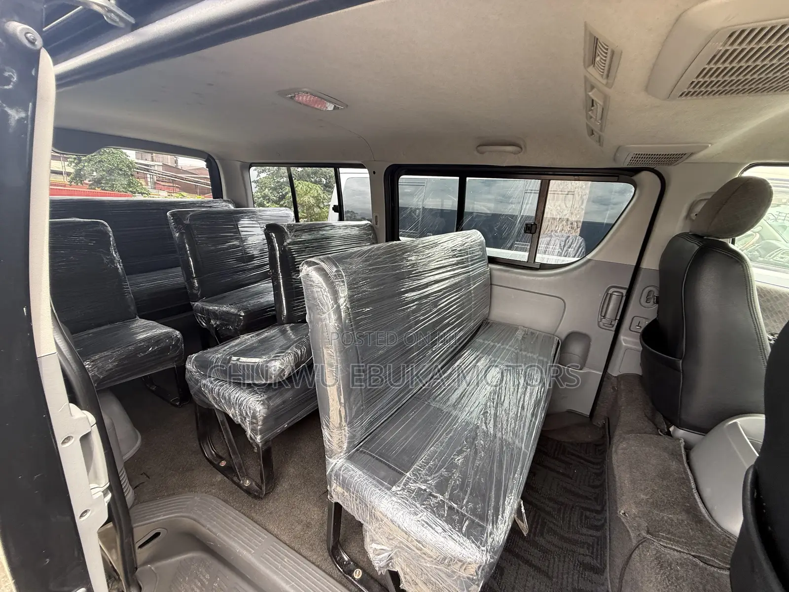 Toyota HiAce 2012 Black