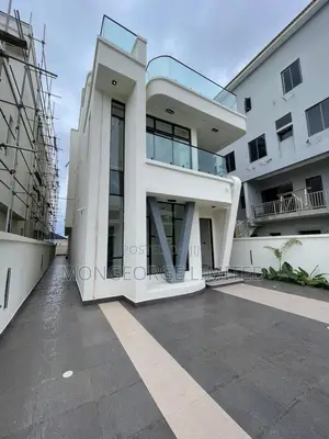5bdrm Duplex in Lekki Phase 1 for sale