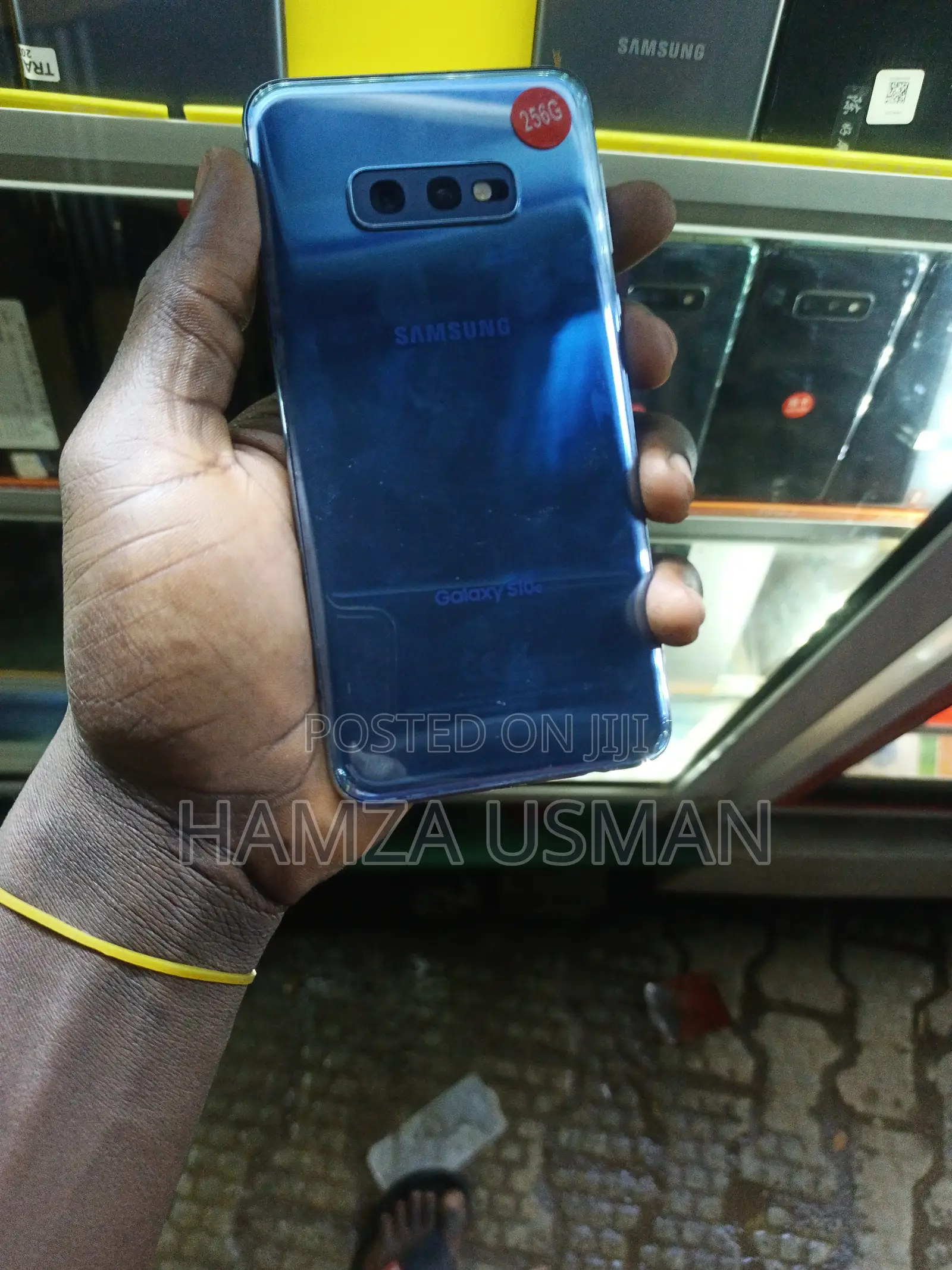 New Samsung Galaxy S10e 256 GB Blue