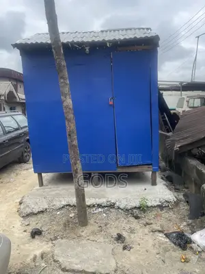 Woodwork Construction and Busy Spot