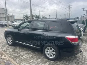 Toyota Highlander 2012 Black